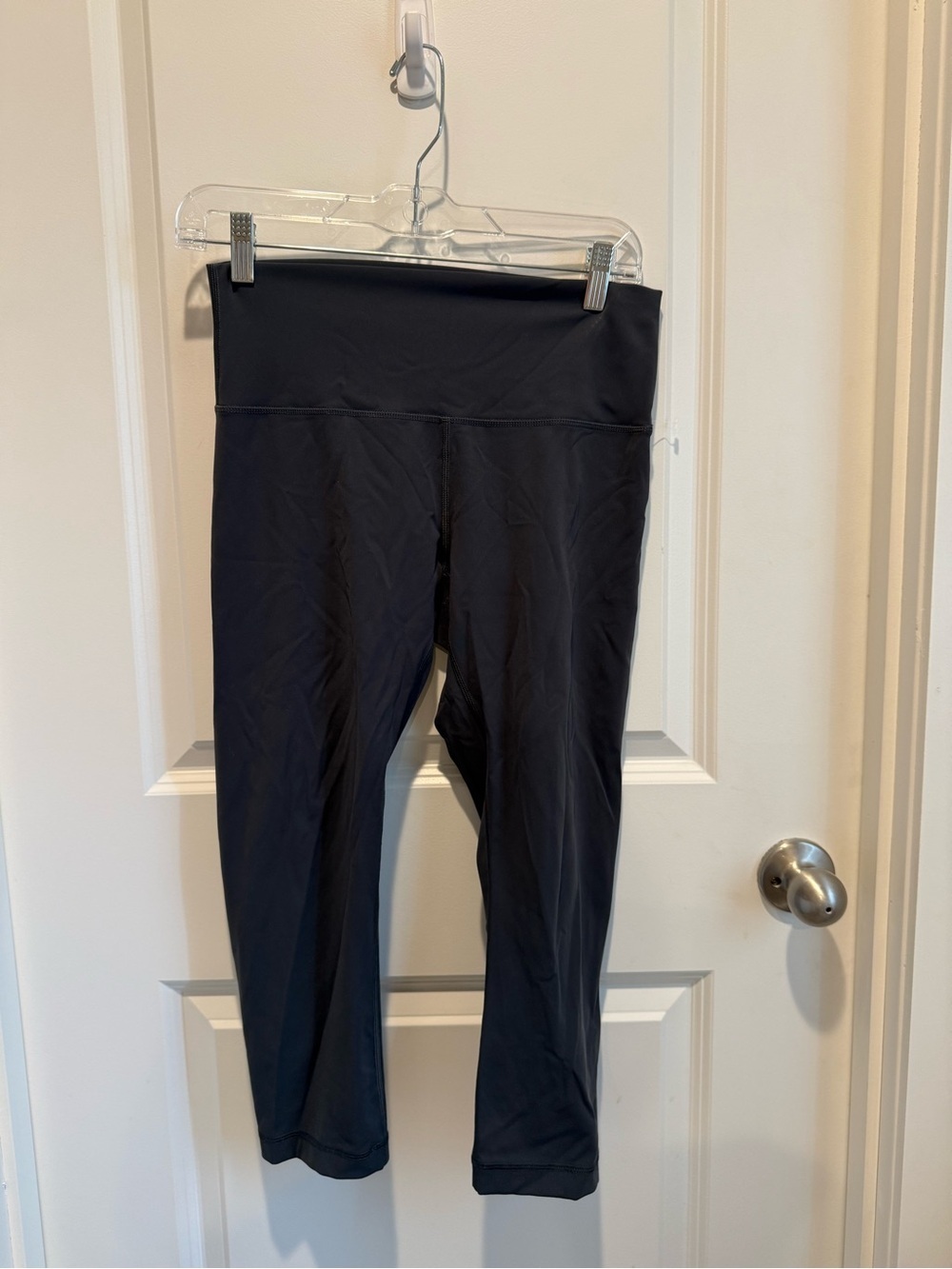 Lululemon Black High Rise Crop Leggings Size 8